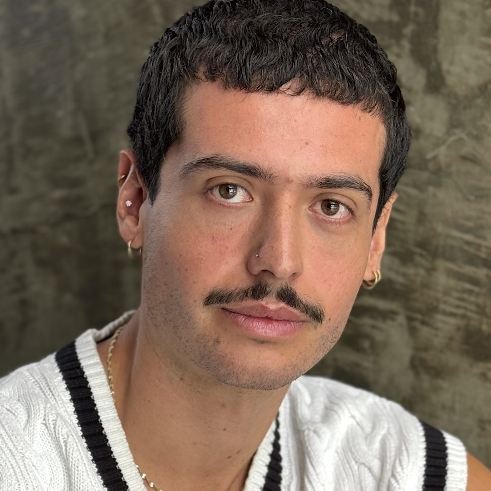 ANTHONY VEJAR / GDL
